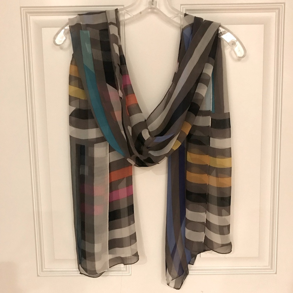 PER SE 100% Silk Scarf *Colorful Linear Print* - Picture 12 of 13